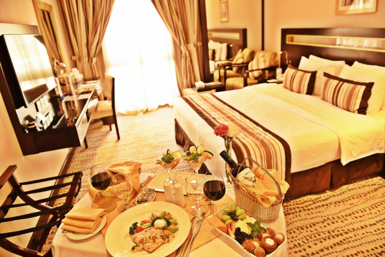 Golden Tulip Bahrain Hotel Manama Ngoại thất bức ảnh