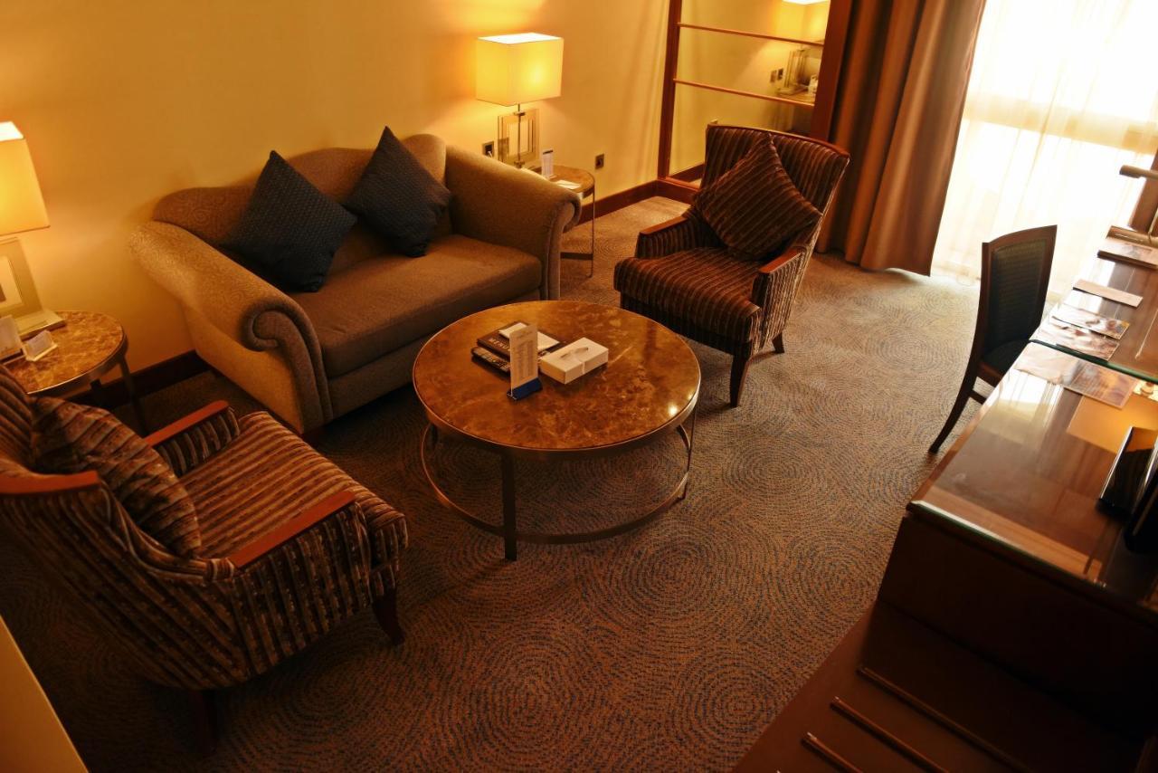 Golden Tulip Bahrain Hotel Manama Ngoại thất bức ảnh