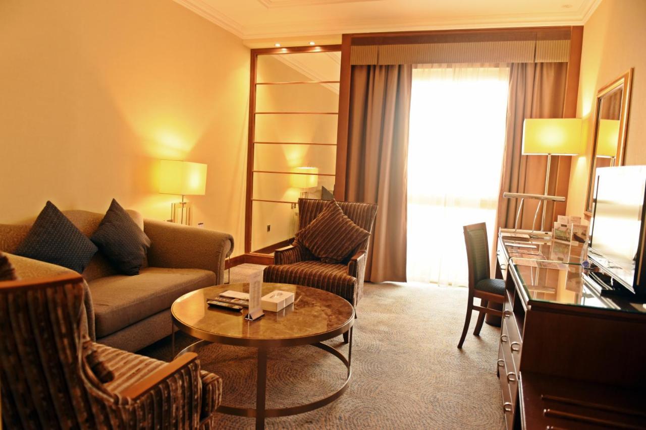 Golden Tulip Bahrain Hotel Manama Ngoại thất bức ảnh